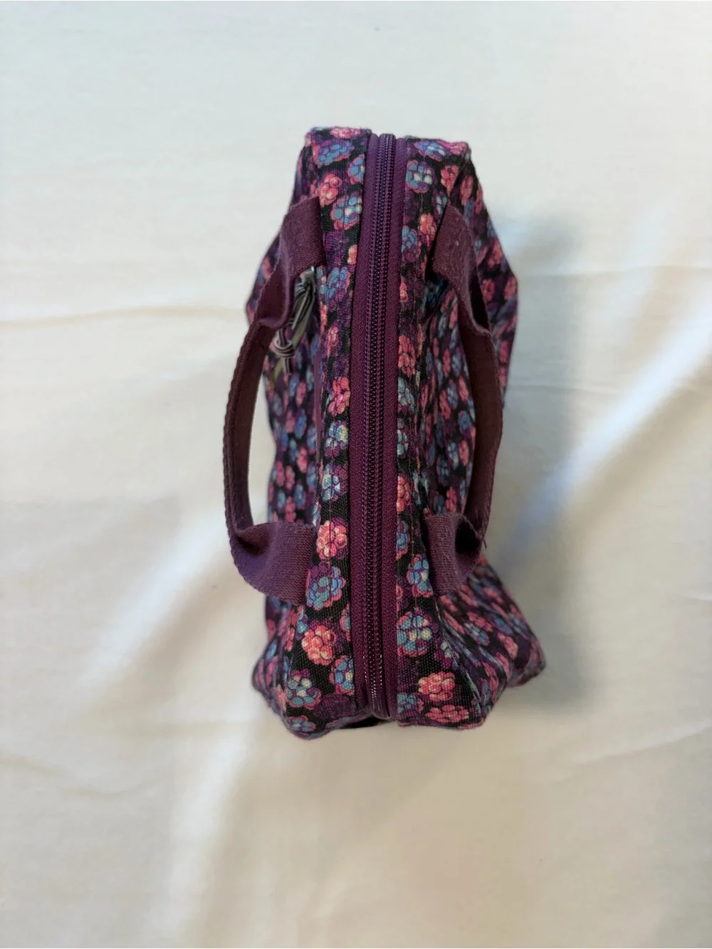 Vera Bradley‎ Purple Floral Quilted Carryall/ lunchbox